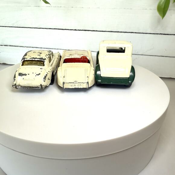 Vintage Lesney Matchbox Lot of 3 Classic Sedans - 1970/80s Cream Die Cast Cars - Picture 5 of 5